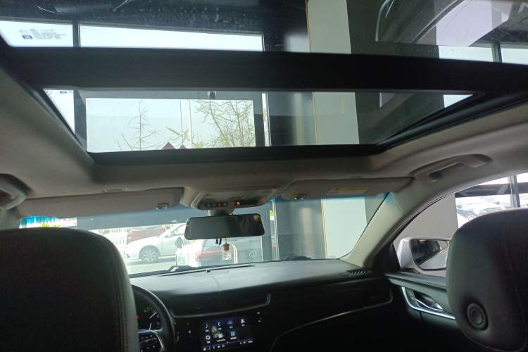 Used Cadillac XTS 2018 28T Tech Edition Headliner