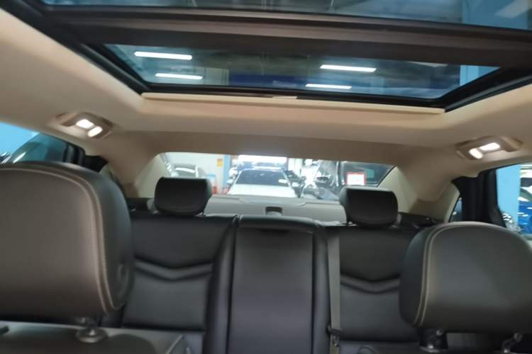 Used Cadillac XTS 2018 28T Tech Edition Headliner