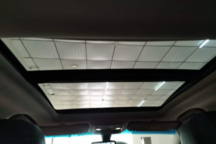 Used Cadillac XTS 2018 28T Tech Edition Headliner