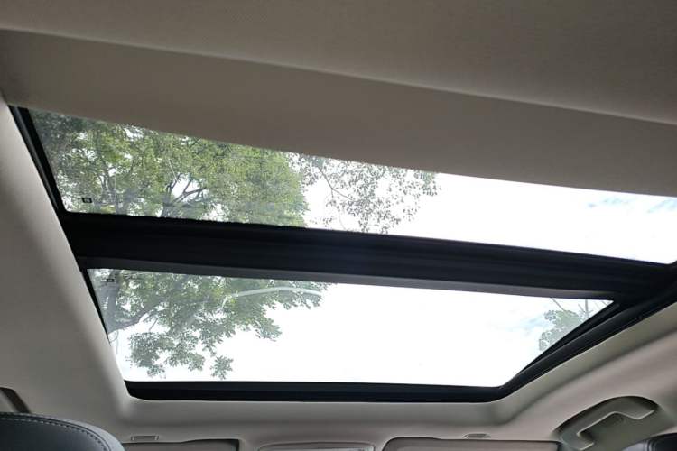 Used Cadillac XTS 2018 28T Tech Edition Headliner
