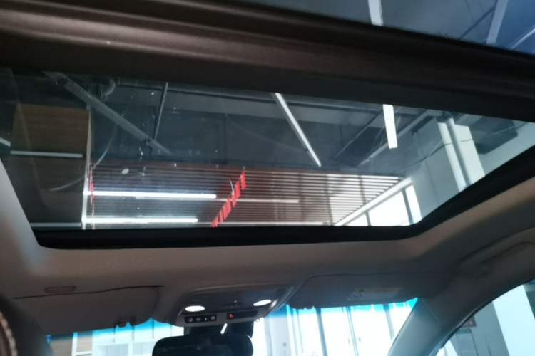 Used Cadillac XTS 2018 28T Elite Edition Headliner