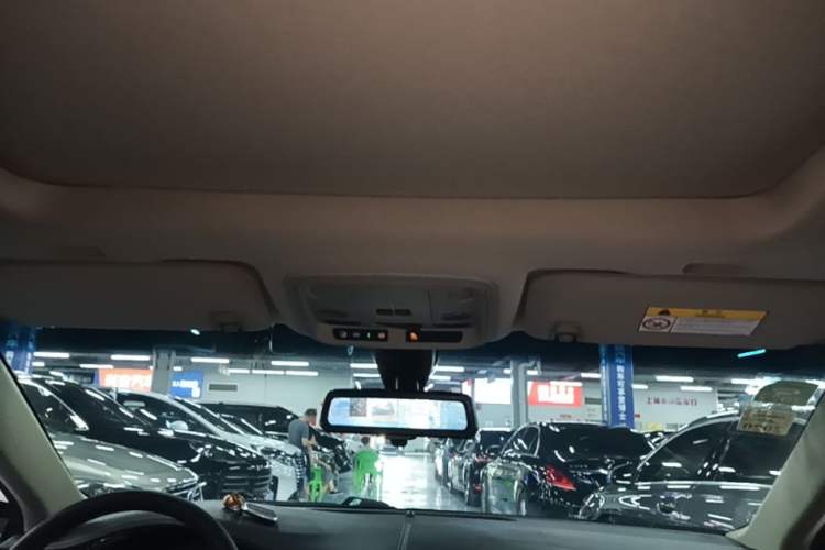 Used Cadillac XTS 2018 28T Tech Edition Headliner