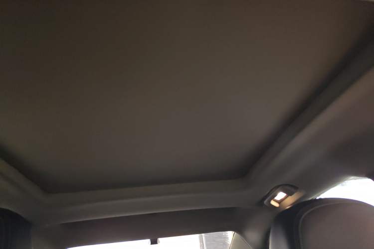 Used Cadillac XTS 2018 28T Tech Edition Headliner