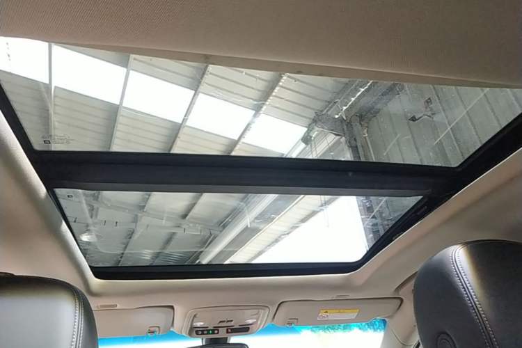 Used Cadillac XTS 2018 28T Elite Edition Headliner