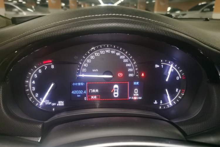 Used Cadillac XTS 2018 28T Tech Edition Instrument Cluster
