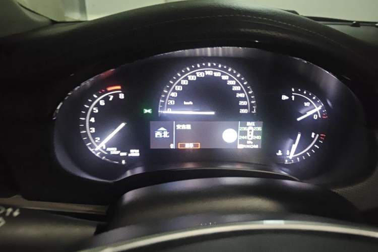 Used Cadillac XTS 2018 28T Elite Edition Instrument Cluster
