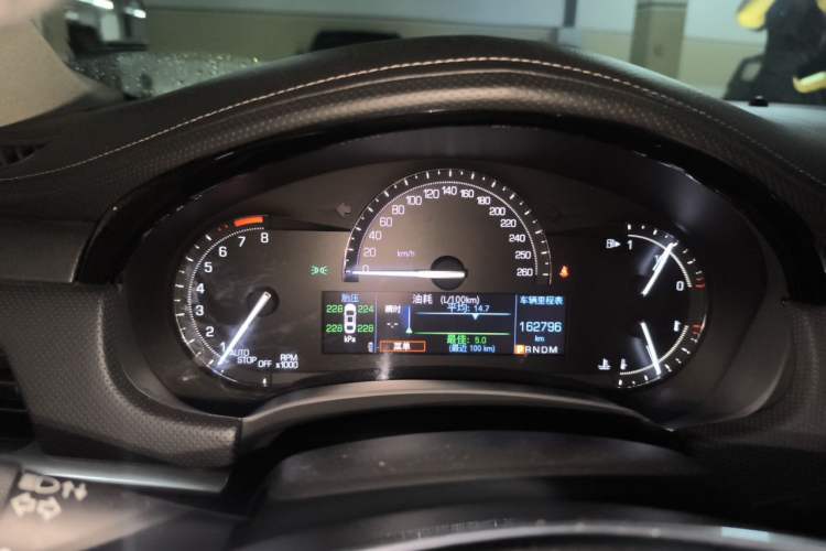 Used Cadillac XTS 2018 28T Tech Edition Instrument Cluster