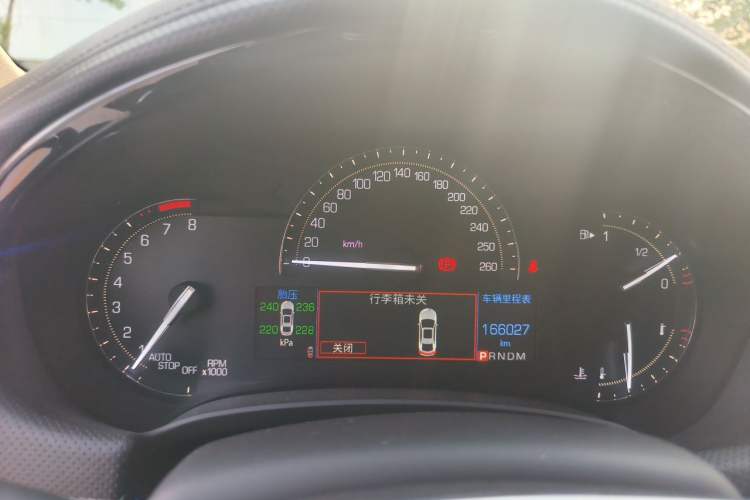 Used Cadillac XTS 2018 28T Tech Edition Instrument Cluster