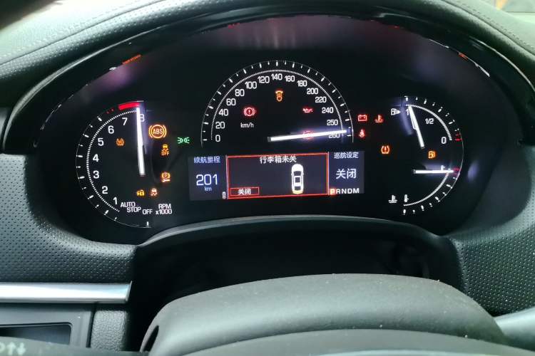 Used Cadillac XTS 2018 28T Tech Edition Instrument Cluster