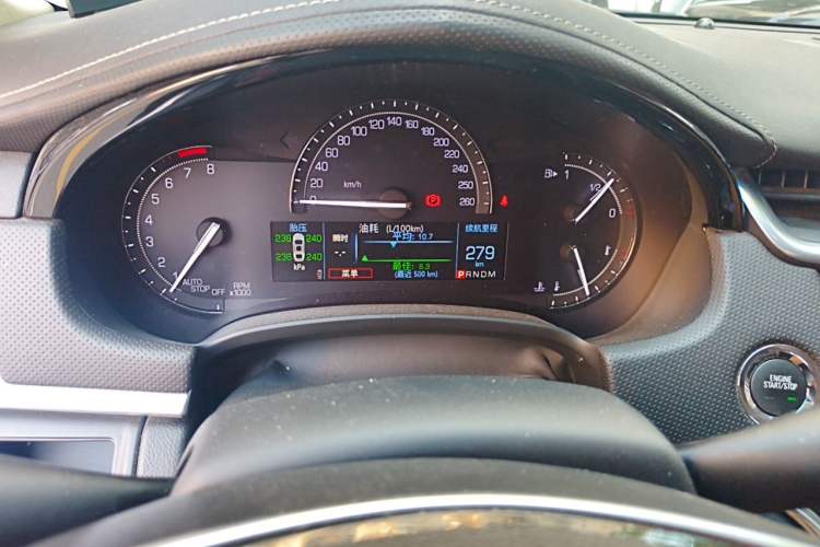 Used Cadillac XTS 2018 28T Tech Edition Instrument Cluster