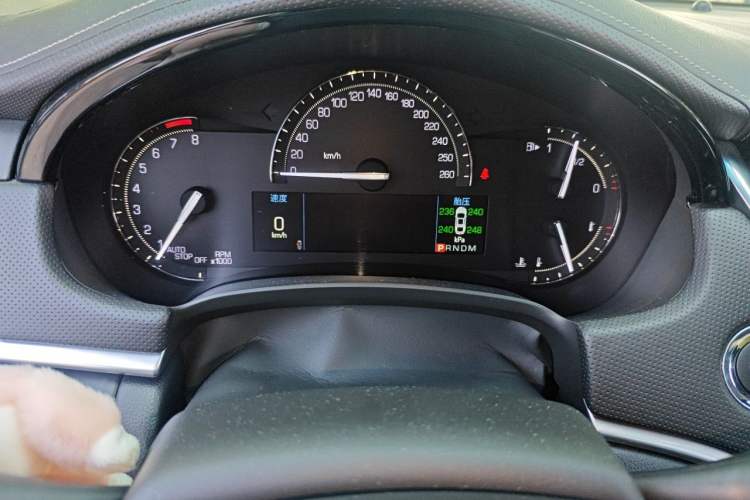 Used Cadillac XTS 2018 28T Tech Edition Instrument Cluster