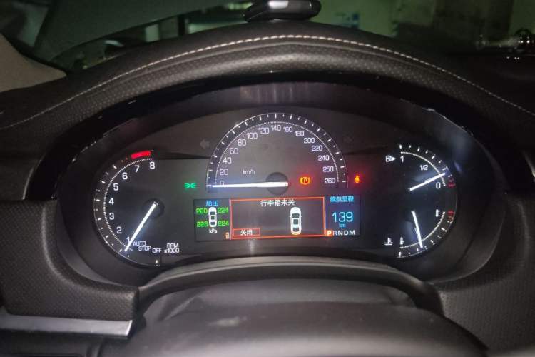Used Cadillac XTS 2018 28T Tech Edition Instrument Cluster