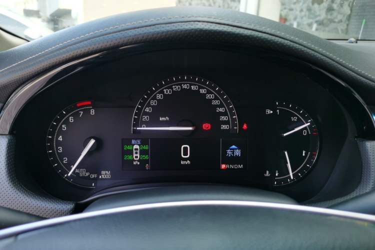 Used Cadillac XTS 2018 28T Tech Edition Instrument Cluster