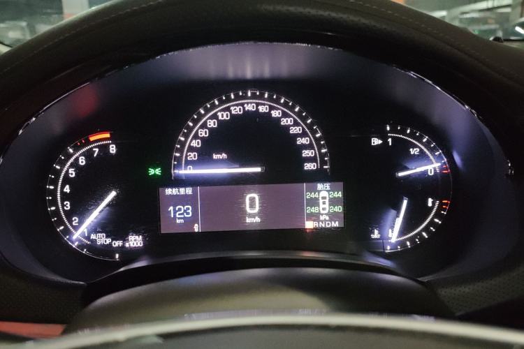 Used Cadillac XTS 2018 28T Tech Edition Instrument Cluster