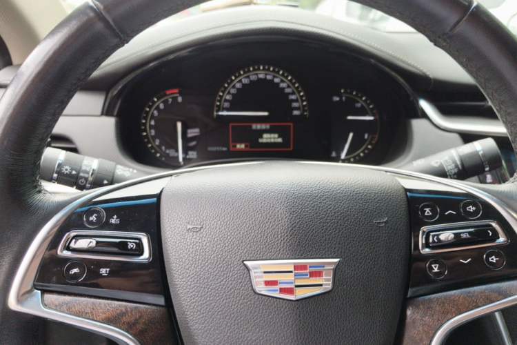 Used Cadillac XTS 2018 28T Tech Edition Instrument Cluster