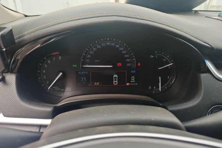 Used Cadillac XTS 2018 28T Tech Edition Instrument Cluster