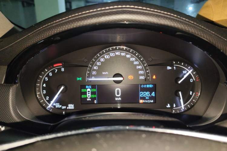 Used Cadillac XTS 2018 28T Tech Edition Instrument Cluster