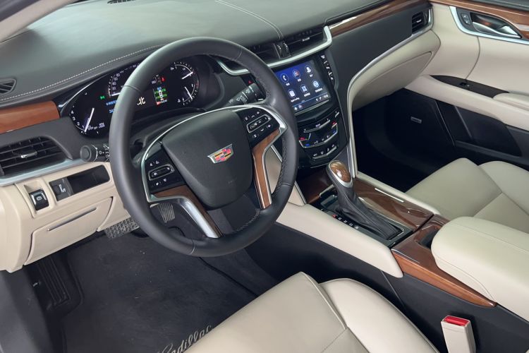 Used Cadillac XTS 2018 28T Elite Edition Interior 1
