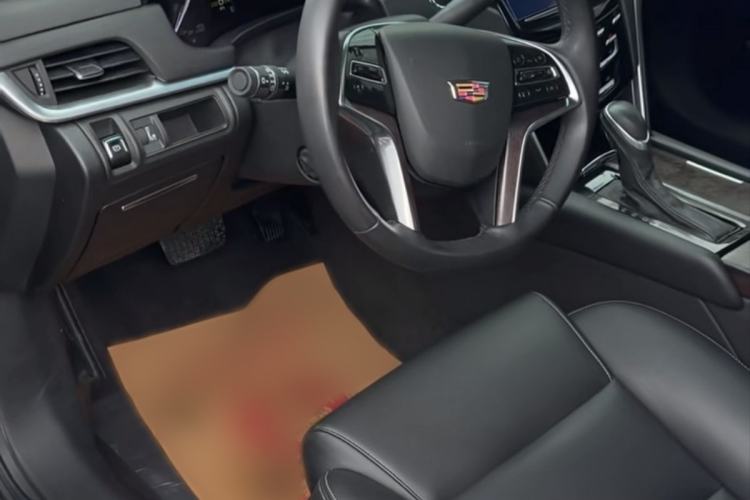 Used Cadillac XTS 2018 28T Tech Edition Interior 1