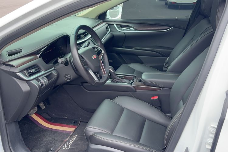 Used Cadillac XTS 2018 28T Elite Edition Interior 1