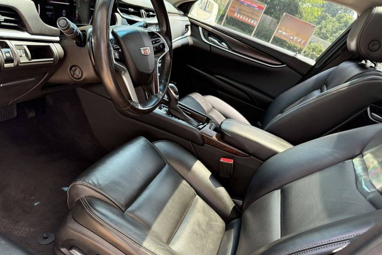 Used Cadillac XTS 2018 28T Elite Edition Interior 1