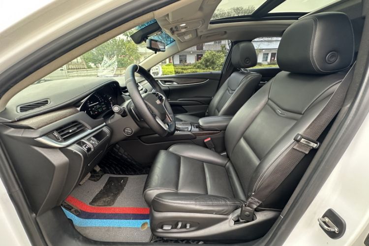 Used Cadillac XTS 2018 28T Elite Edition Interior 2