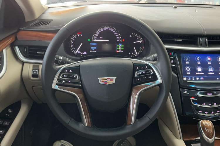 Used Cadillac XTS 2018 28T Elite Edition Interior 2