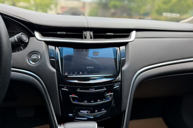 Used Cadillac XTS 2018 28T Tech Edition Interior 2