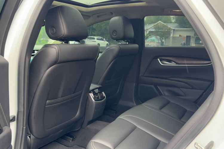 Used Cadillac XTS 2018 28T Elite Edition Interior 2