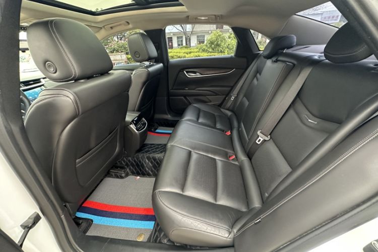 Used Cadillac XTS 2018 28T Elite Edition Interior 3