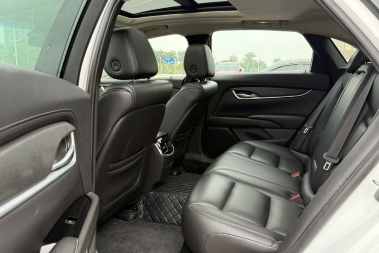 Used Cadillac XTS 2018 28T Tech Edition Interior 3