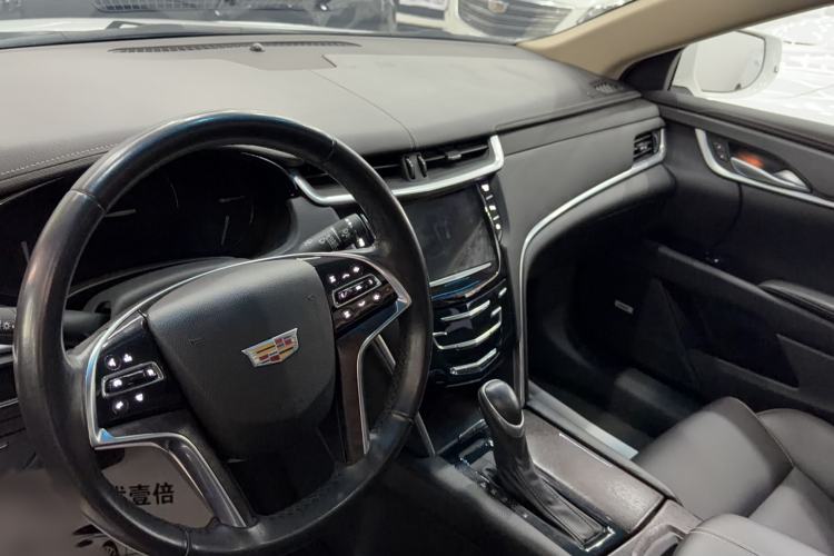 Used Cadillac XTS 2018 28T Tech Edition Interior 3