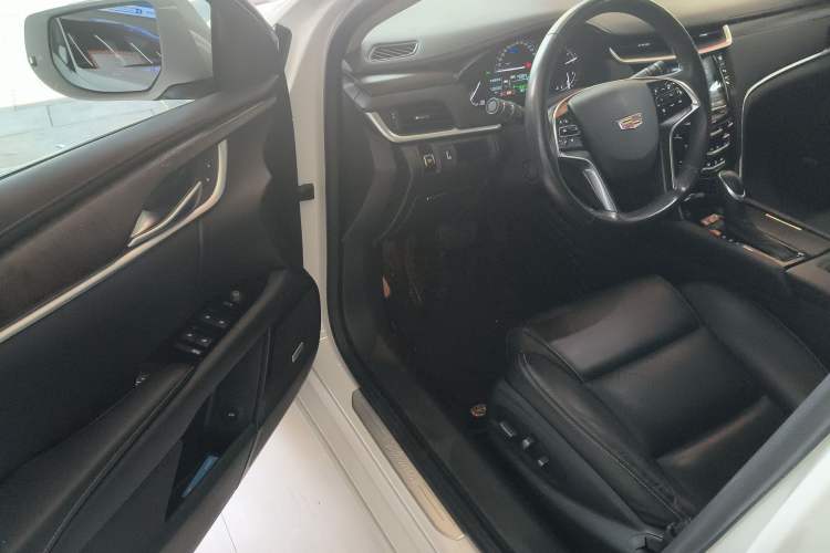 Used Cadillac XTS 2018 28T Elite Edition Interior 3