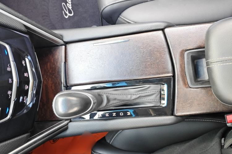 Used Cadillac XTS 2018 28T Tech Edition Interior 3