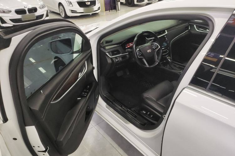 Used Cadillac XTS 2018 28T Elite Edition Interior 3