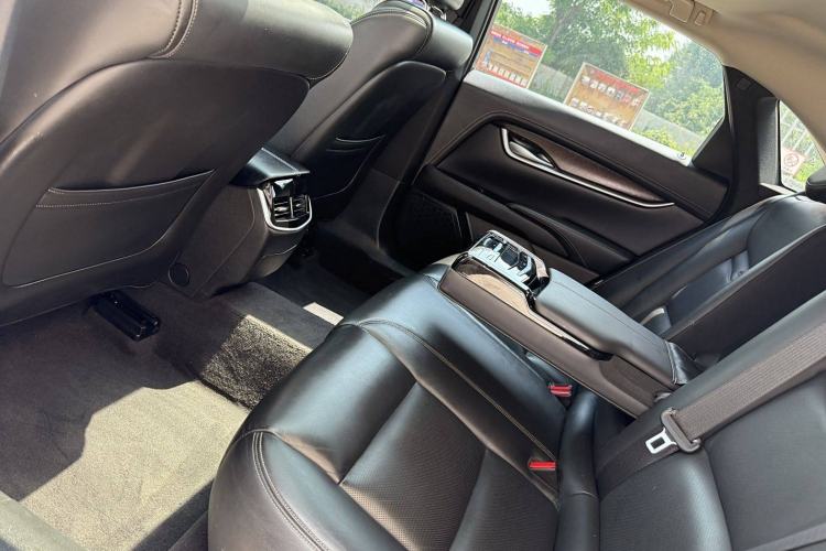 Used Cadillac XTS 2018 28T Elite Edition Interior 3