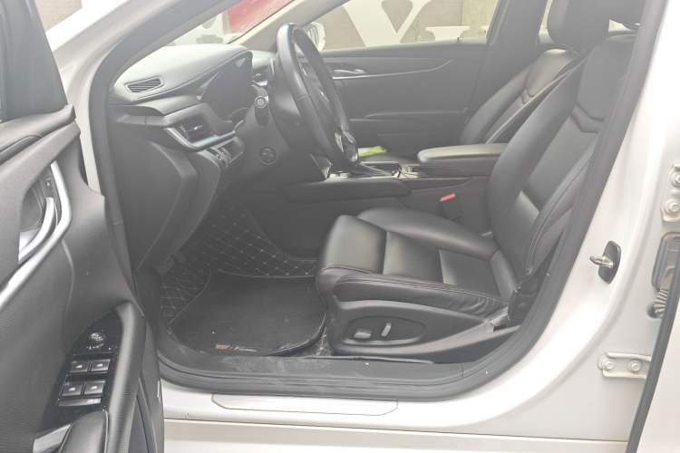 Used Cadillac XTS 2018 28T Tech Edition Interior 3