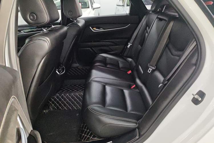 Used Cadillac XTS 2018 28T Tech Edition Interior 4