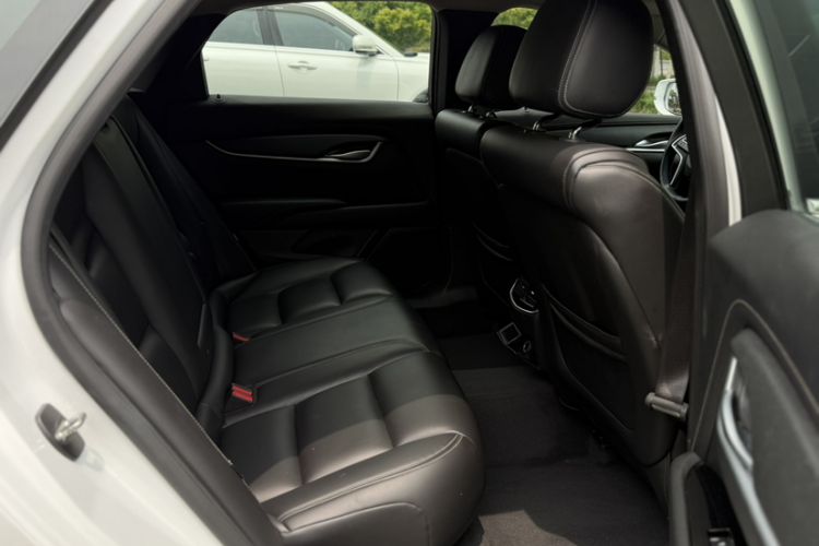 Used Cadillac XTS 2018 28T Tech Edition Interior 4