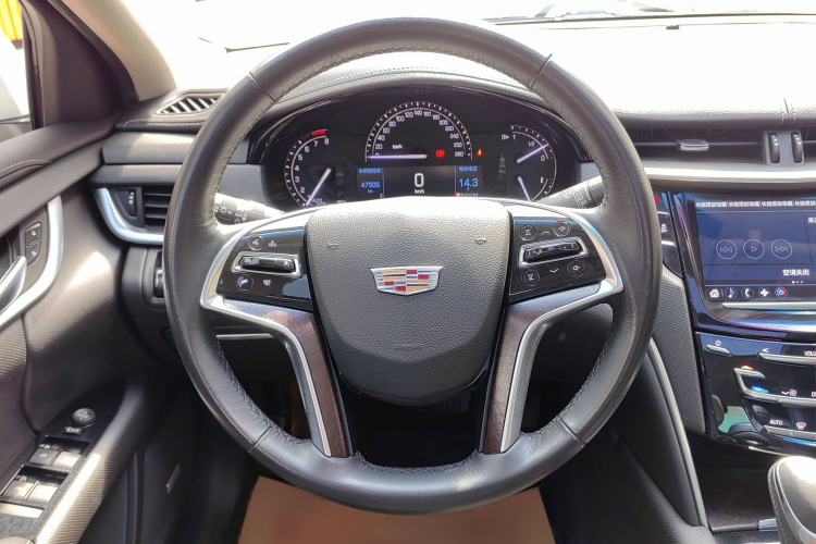 Used Cadillac XTS 2018 28T Tech Edition Interior 4