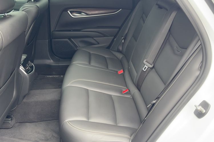 Used Cadillac XTS 2018 28T Elite Edition Interior 4