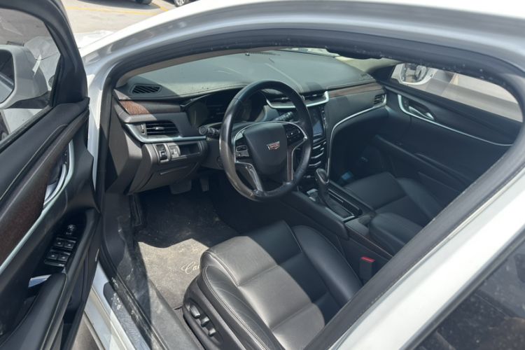 Used Cadillac XTS 2018 28T Elite Edition Interior 4