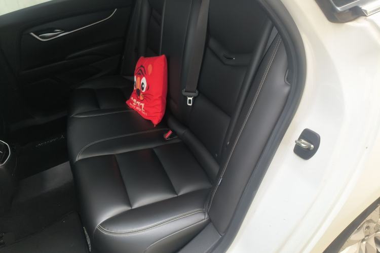 Used Cadillac XTS 2018 28T Tech Edition Interior 4