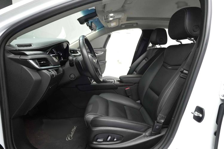 Used Cadillac XTS 2018 28T Elite Edition Interior 5