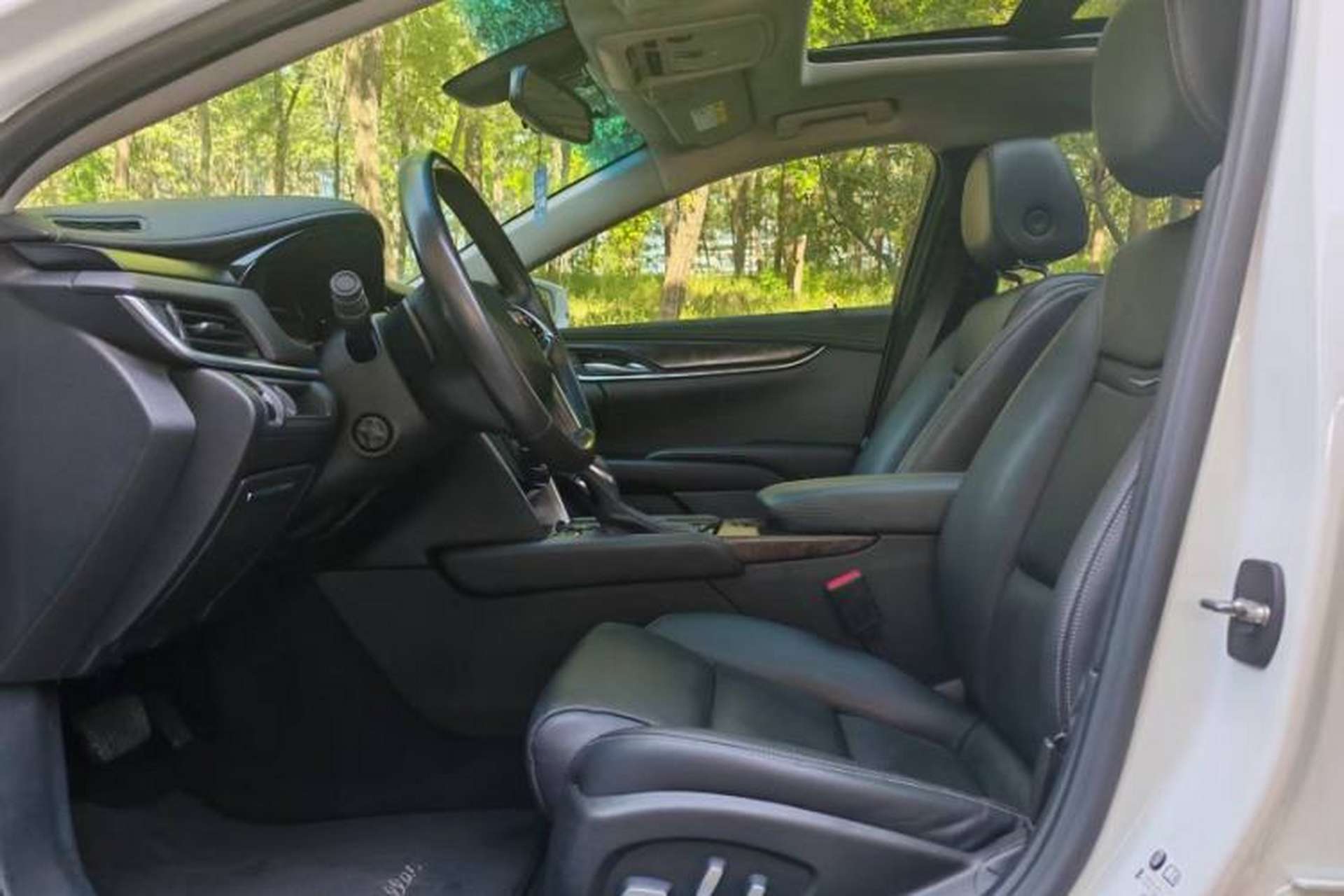 Used Cadillac XTS 2018 28T Elite Edition Interior 5