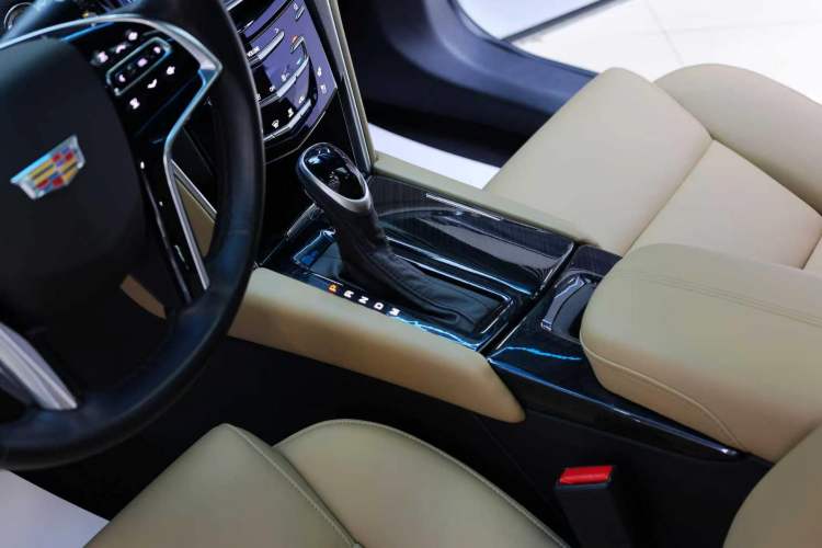 Used Cadillac XTS 2018 28T Luxury Edition Interior 5
