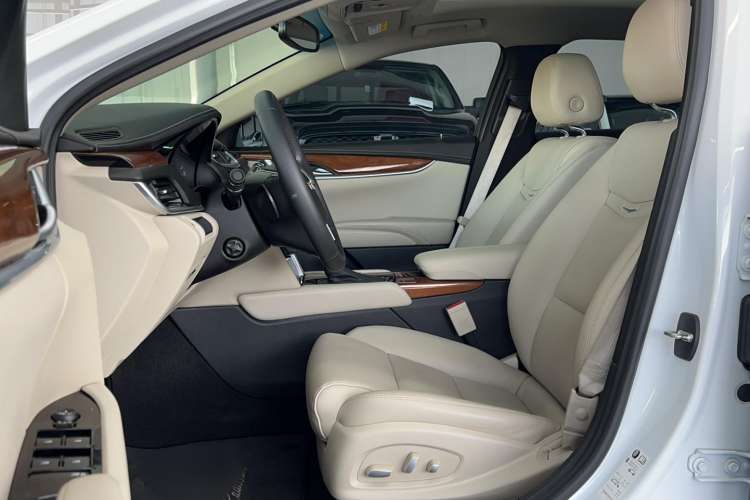 Used Cadillac XTS 2018 28T Elite Edition Interior 6