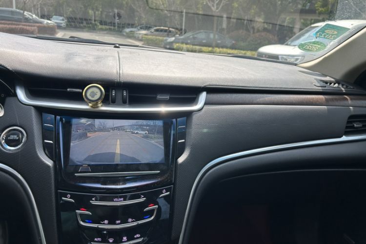 Used Cadillac XTS 2018 28T Elite Edition Interior 6