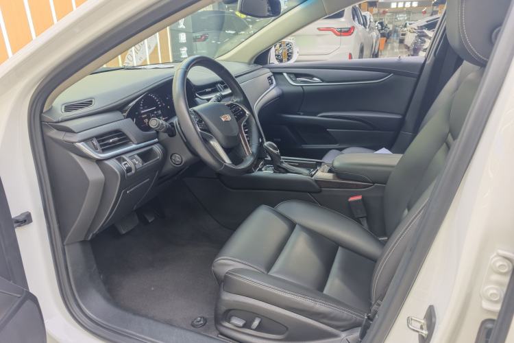 Used Cadillac XTS 2018 28T Tech Edition Interior 6