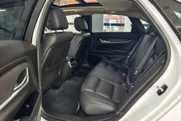 Used Cadillac XTS 2018 28T Tech Edition Interior 7